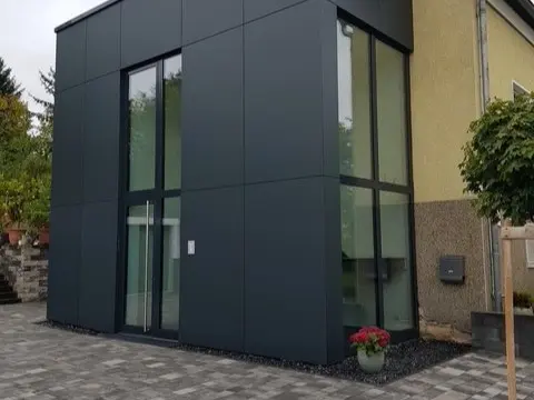 Fassade Eingangsbereich